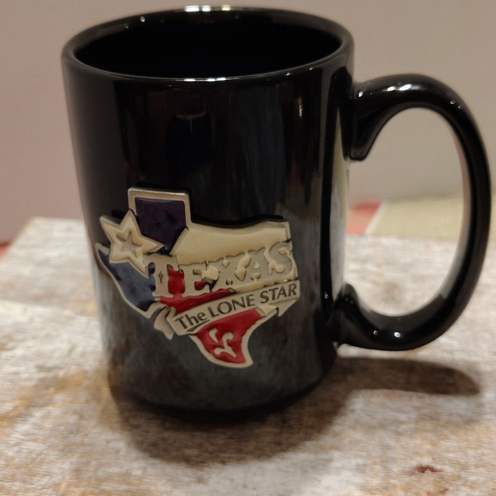 Black Texas coffee mug New. Hcl